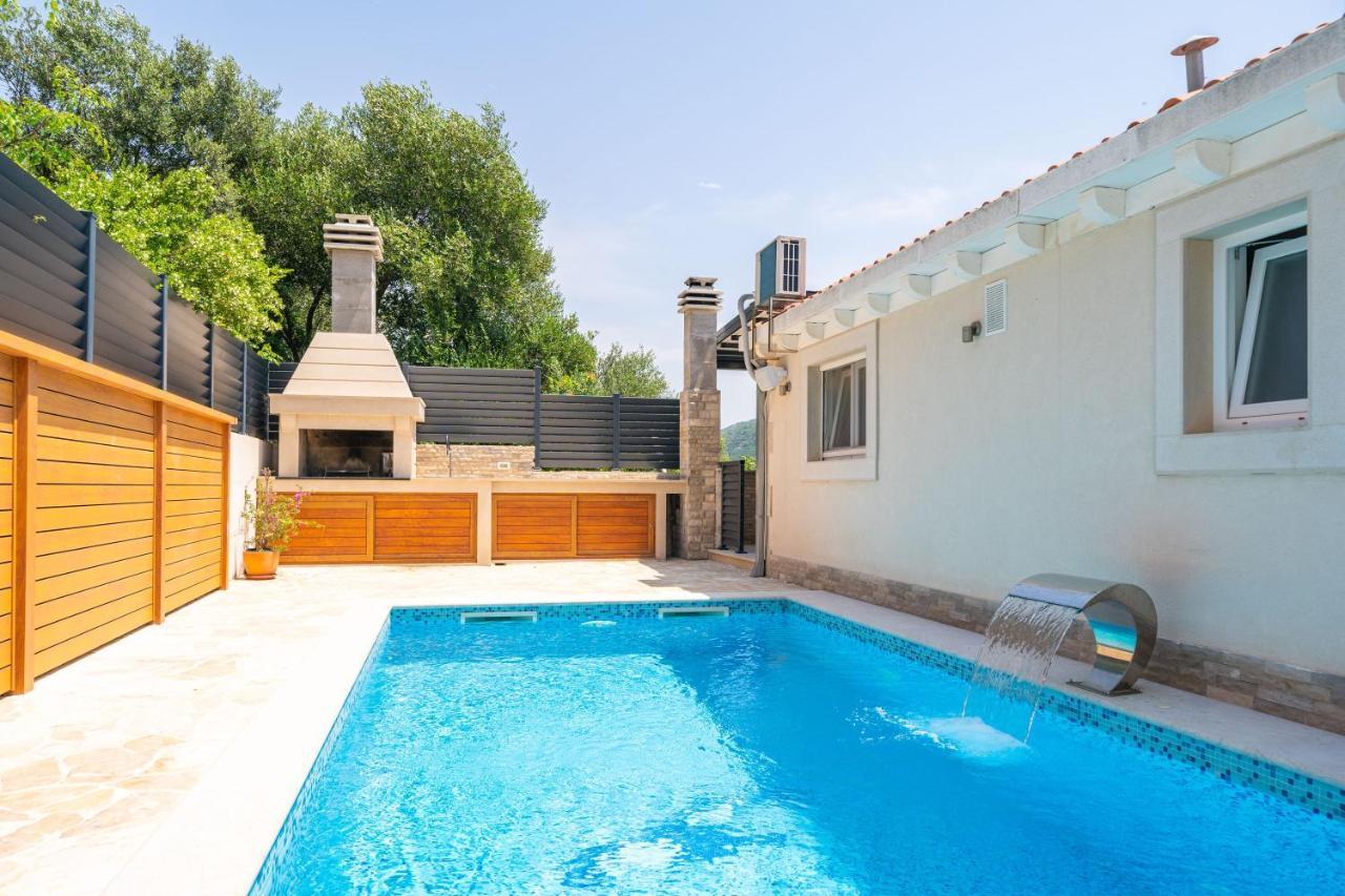 Villa Tranquility Nest Beniva Mokošica エクステリア 写真
